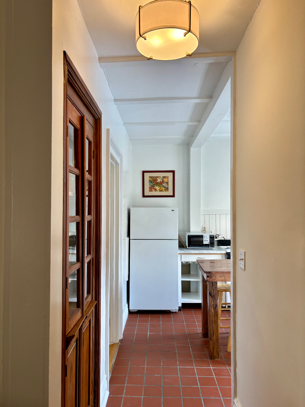 Private 1BR in a Charming 1860 Victorian - Photo 10