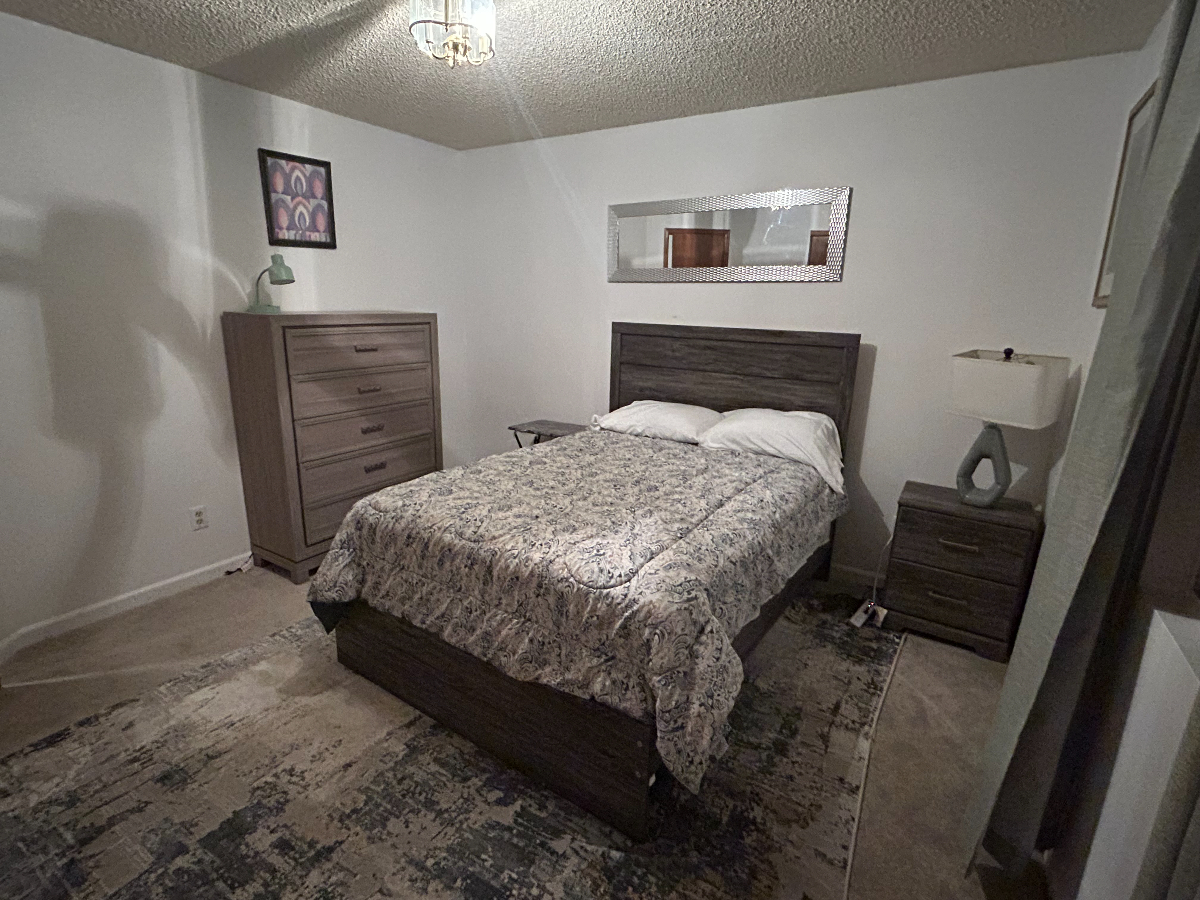 Refined Room in a Peaceful Cheyenne Home - Photo 1