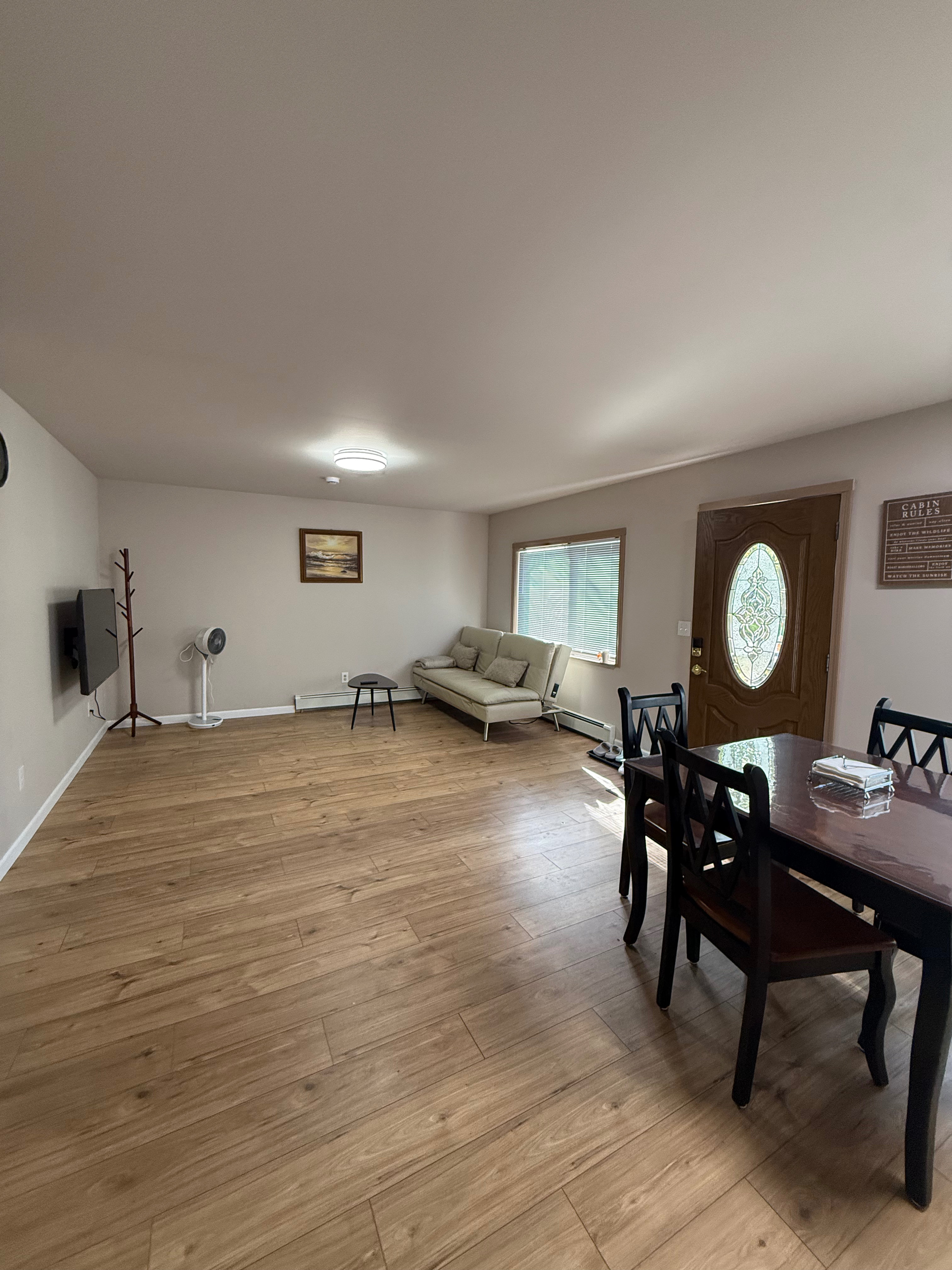 Fully Remodeled 2BR 1BA Home With Brand New Furniture And Prime Location Near Anchorages Major Hospi - Photo 2
