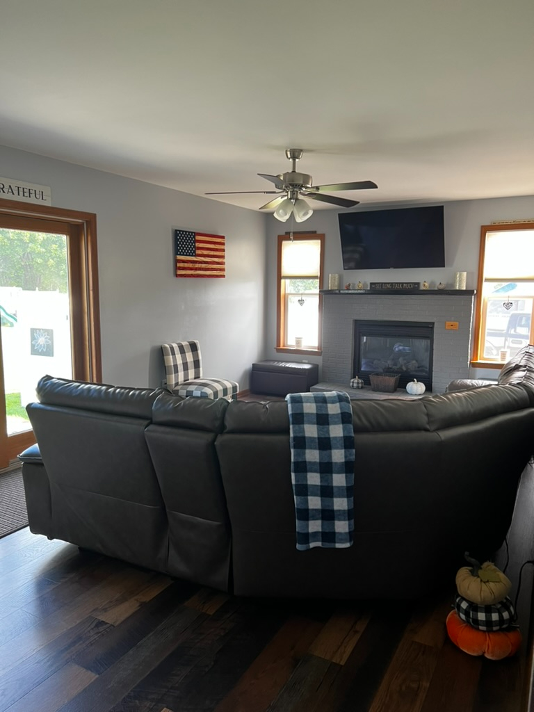 Fully Furnished NY Home Ideal for Traveling Professionals - Photo 12