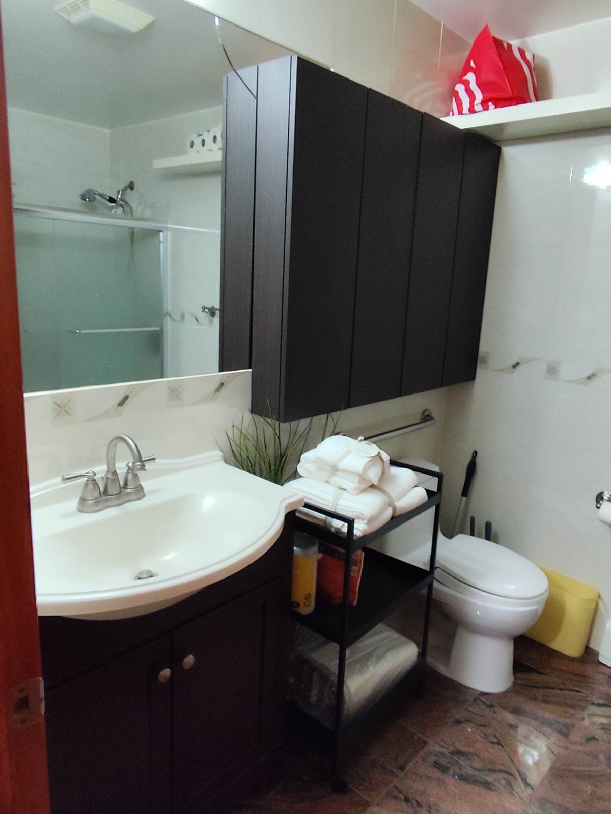 Fully Furnished 1BR Condo /Utilities Included /5 Min to 7 Train & LIRR - Photo 6