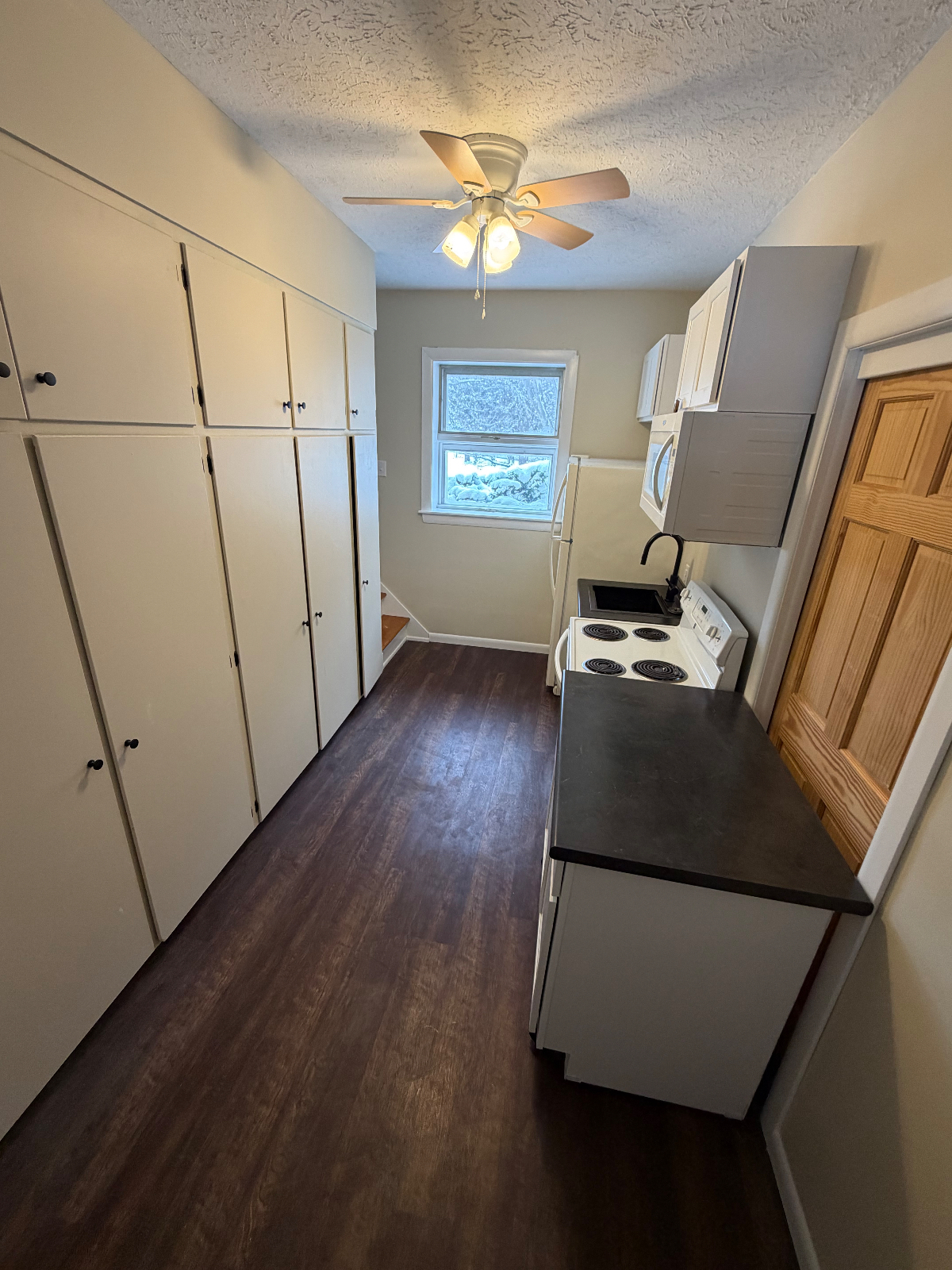 1 Bed/1Bath - Perfect for Nurses - Photo 7
