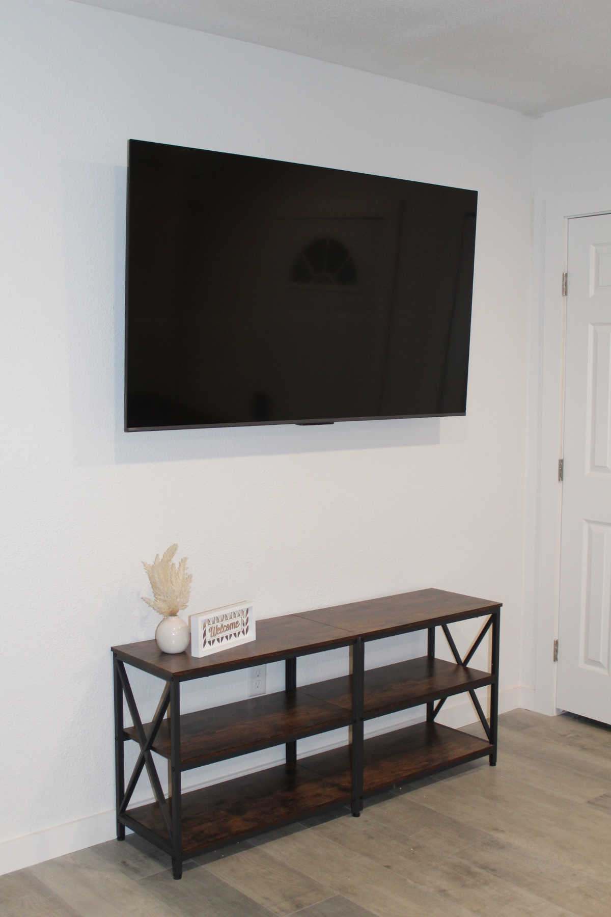 ALL BILLS PAID-PET FRIENDLY-FULLY FURNISHED 3/2 - Photo 9