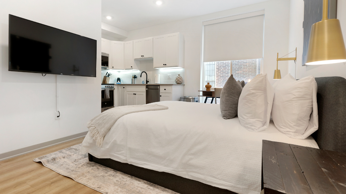 Landing Furnished Apartments at Commons on Ludlow - Photo 4