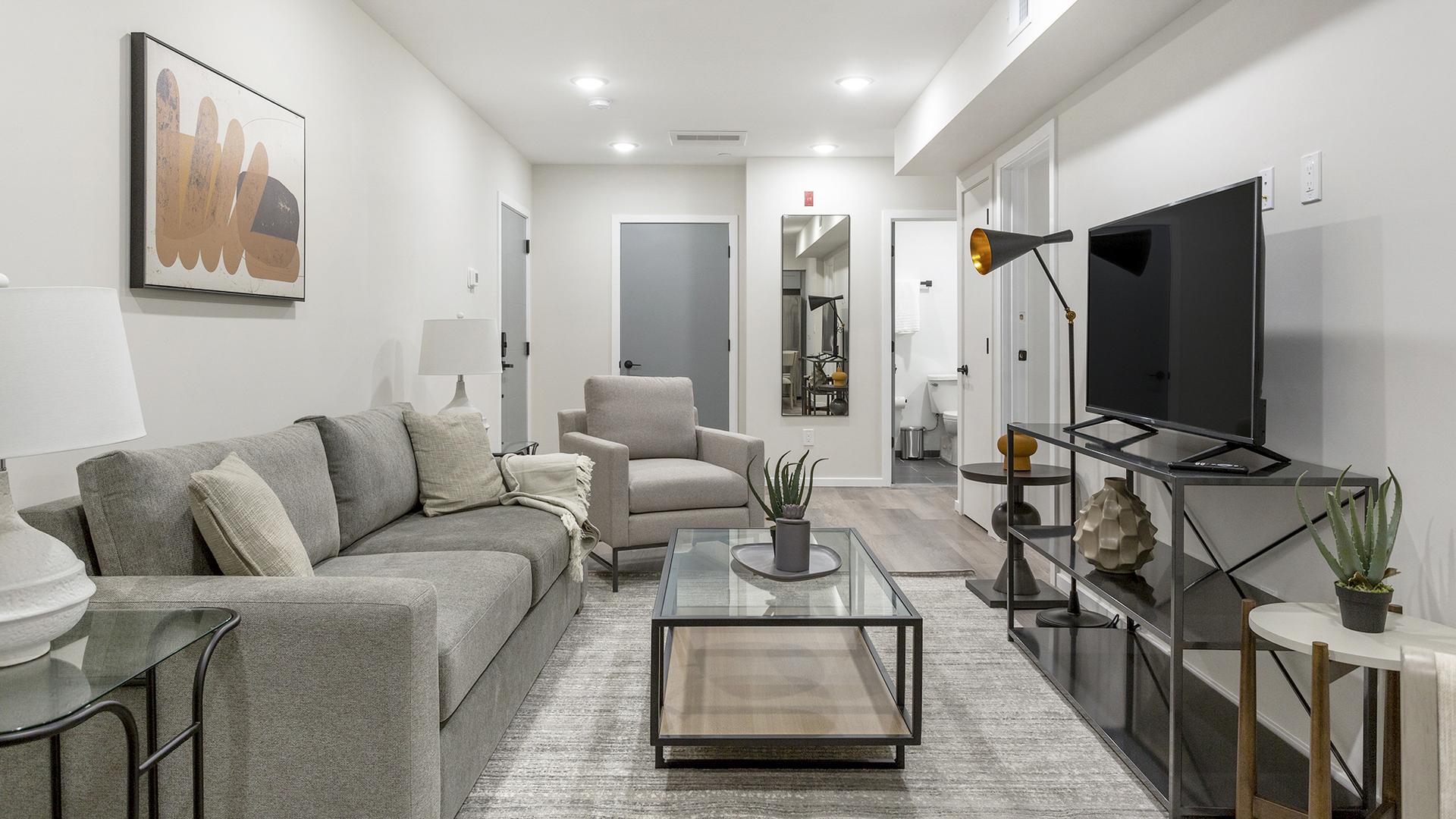 4415 Chestnut 405 - Photo 2