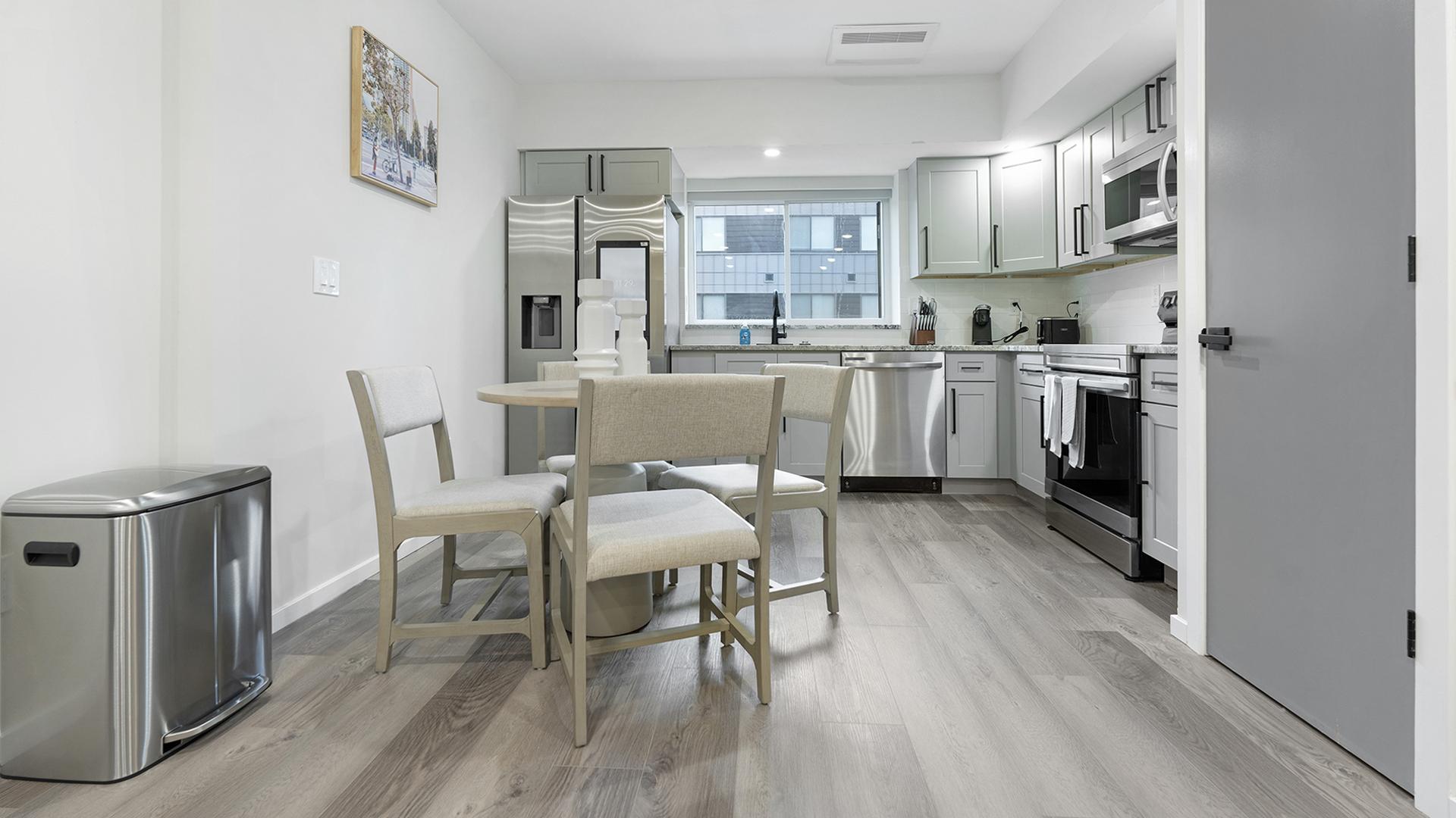 4415 Chestnut 405 - Photo 5
