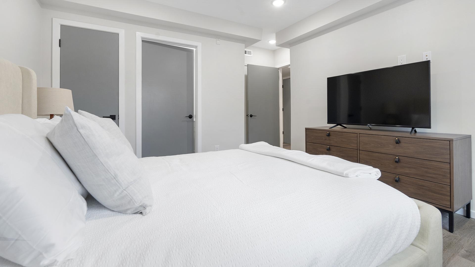 4415 Chestnut 405 - Photo 9