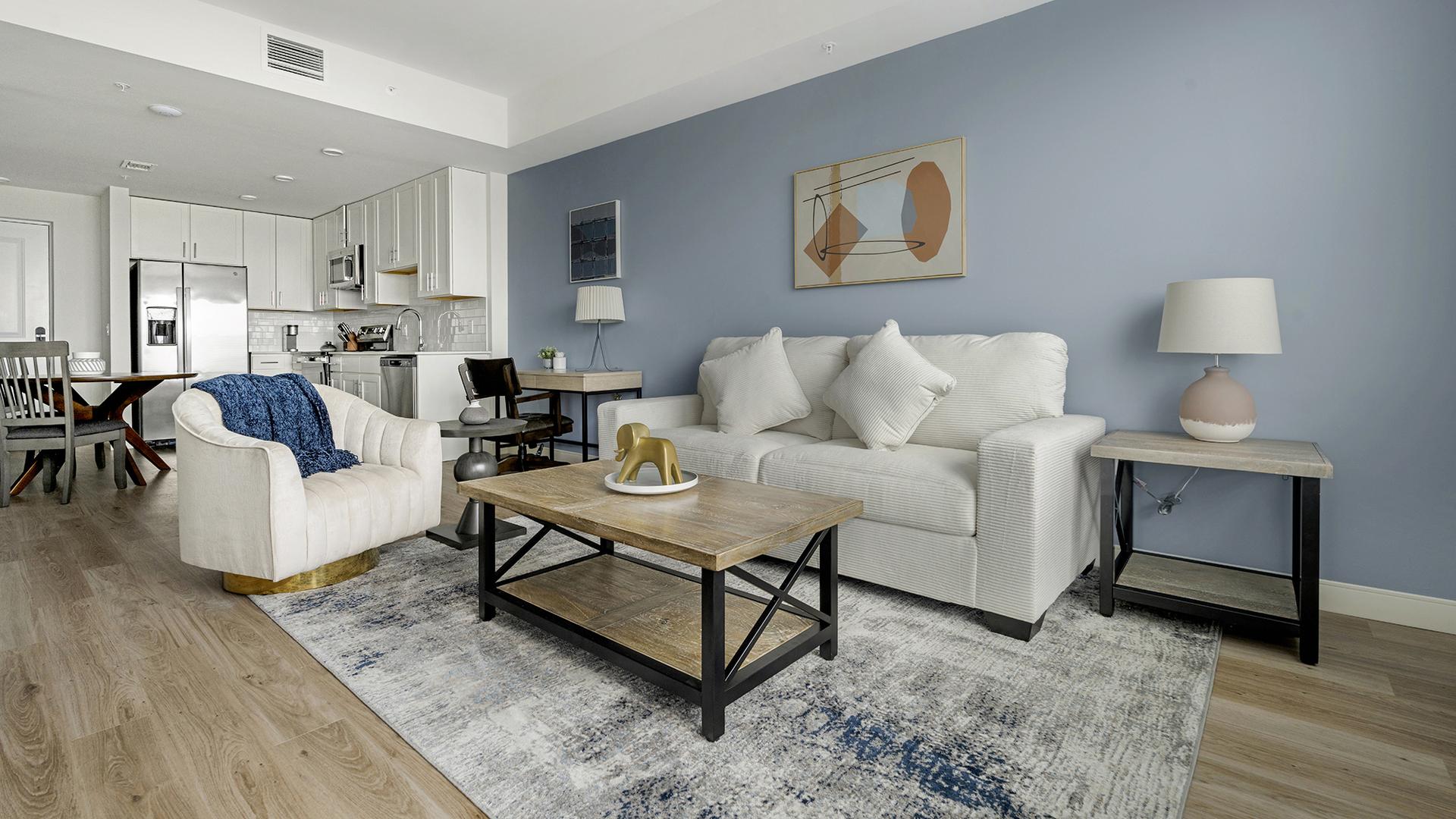 The Cove at 47th 323