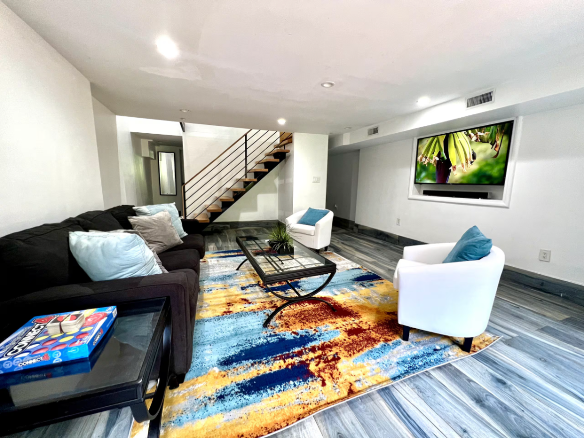 The Cäz - 1BD/2BTH Brooklyn Townhome with Waterfall + Backyard - Photo 7