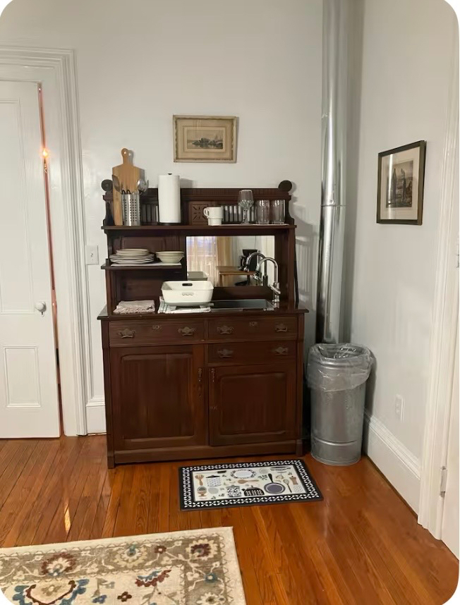 Quaint apartment in Waverly - Photo 10