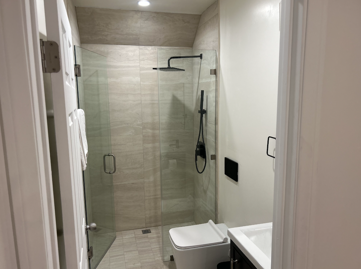Stylish Newly Renovated 2BD/2BA - Photo 3