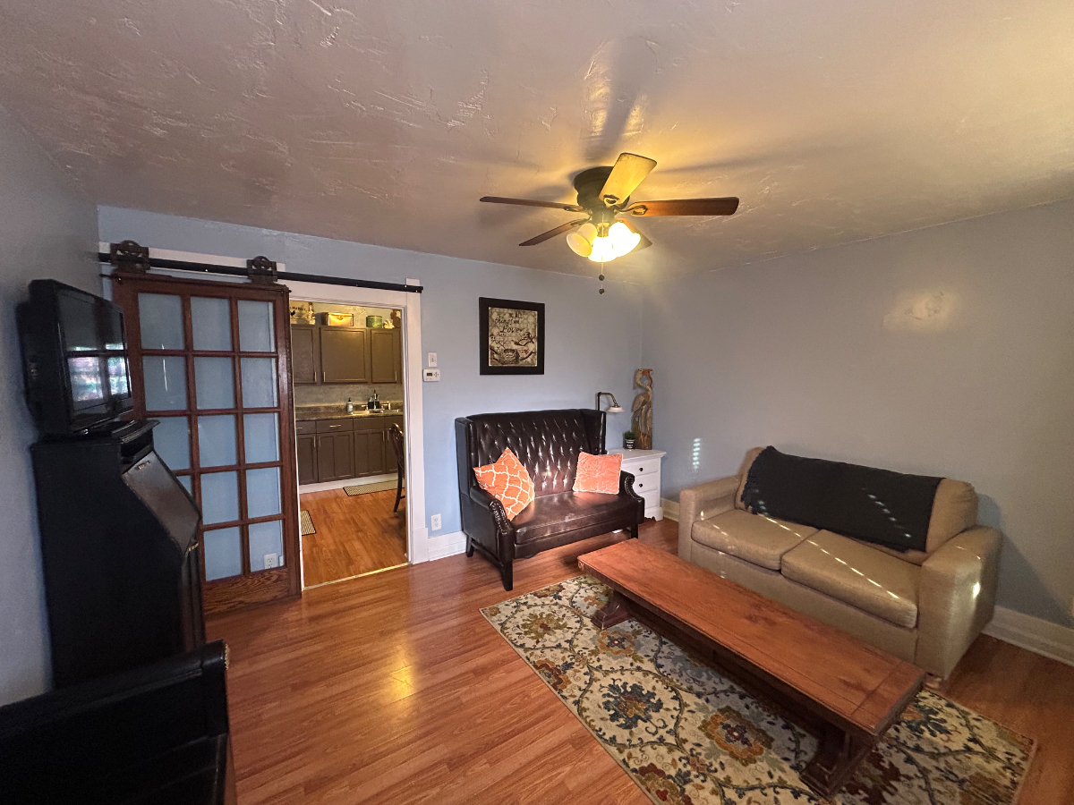 Hideaway - Photo 3