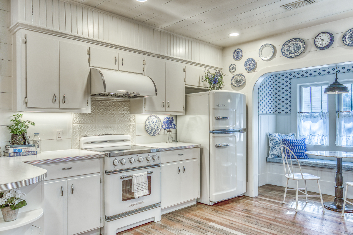 Bluebonnet Bungalow - Photo 8