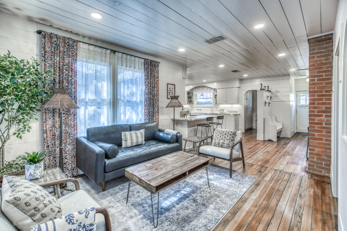 Bluebonnet Bungalow - Photo 6