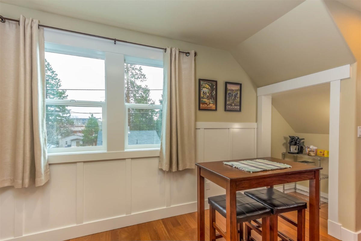 Westside Bend ADU, Walkable , Available February - Photo 3