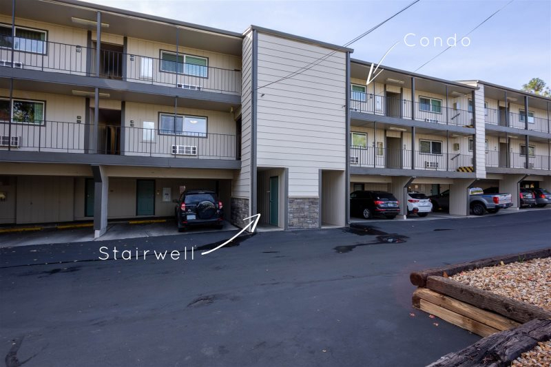 Wall Street, Riverfront Condo, 1 bed, 2 bath - Photo 6
