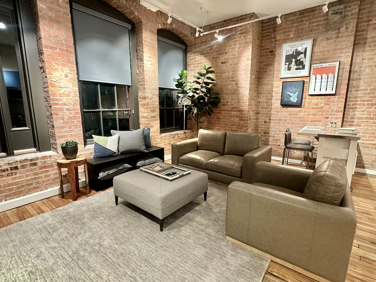 1BR Loft Armory Sq Near Upstate - Photo 2