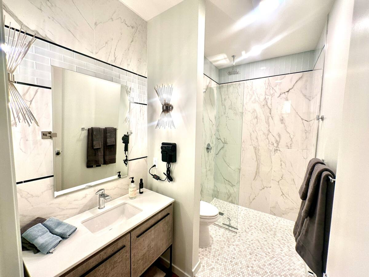 1BR Loft Armory Sq Near Upstate - Photo 4