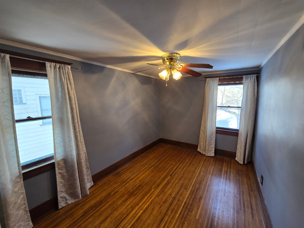 Private Room in Beautiful Neighborhood Near Hospitals - Photo 10