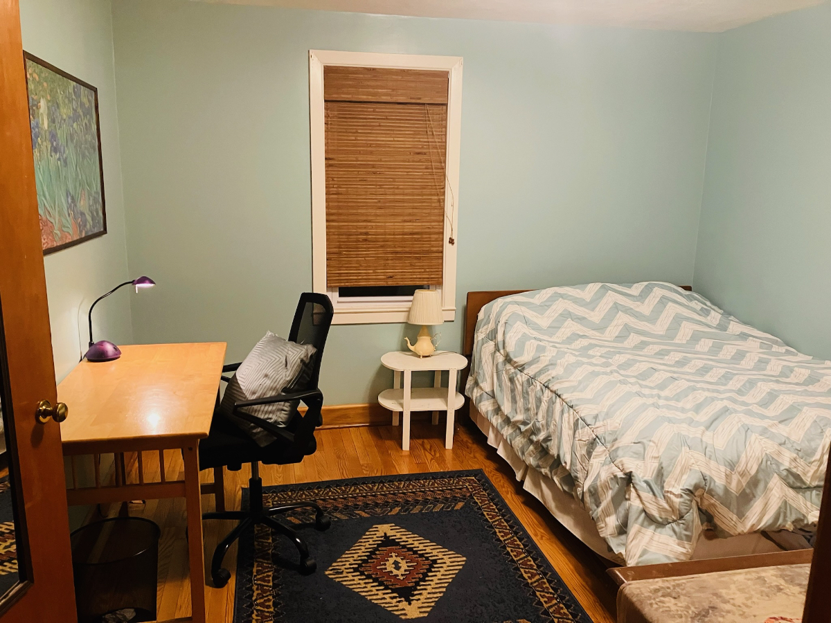 Private Furnished Room in Quiet Fall Creek Home - Photo 5