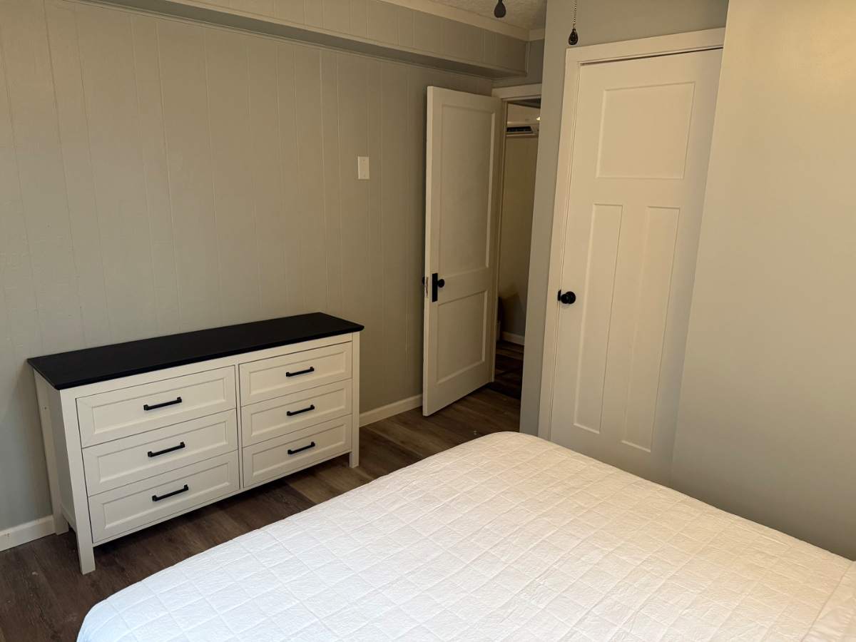 Westover - Furnished 1st Floor Duplex - Photo 9
