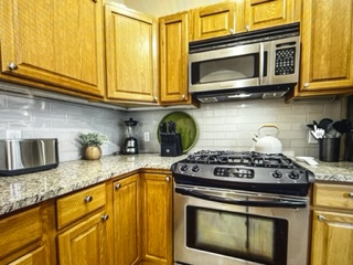 Spacious South Austin Duplex with Private Yard and Modern Comforts Unit A - Photo 7
