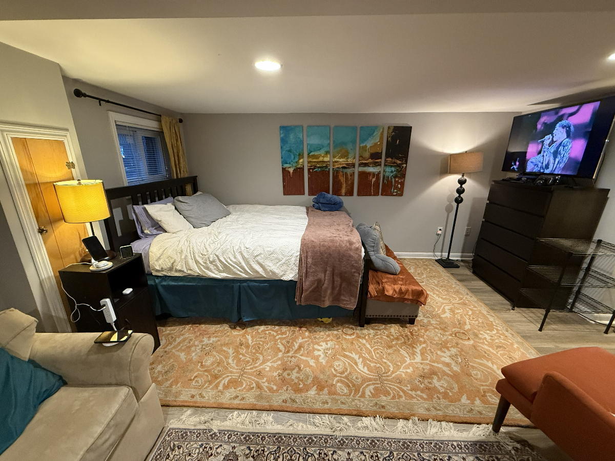 Quiet Capitol Hill Studio Apartment near Public Transportation, Hospitals, DC Attractions - Photo 2