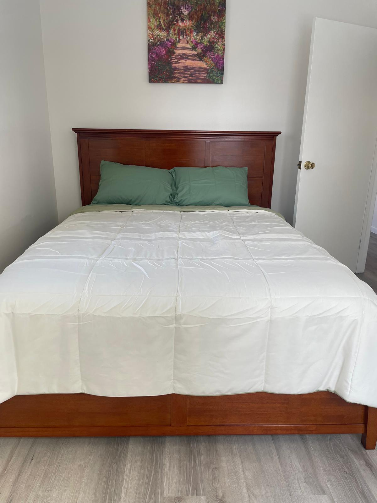 2 Bedroom Fully Furnished, Newly Renovated Apartment Ideal for Travel Nurses & Professionals - Photo 9