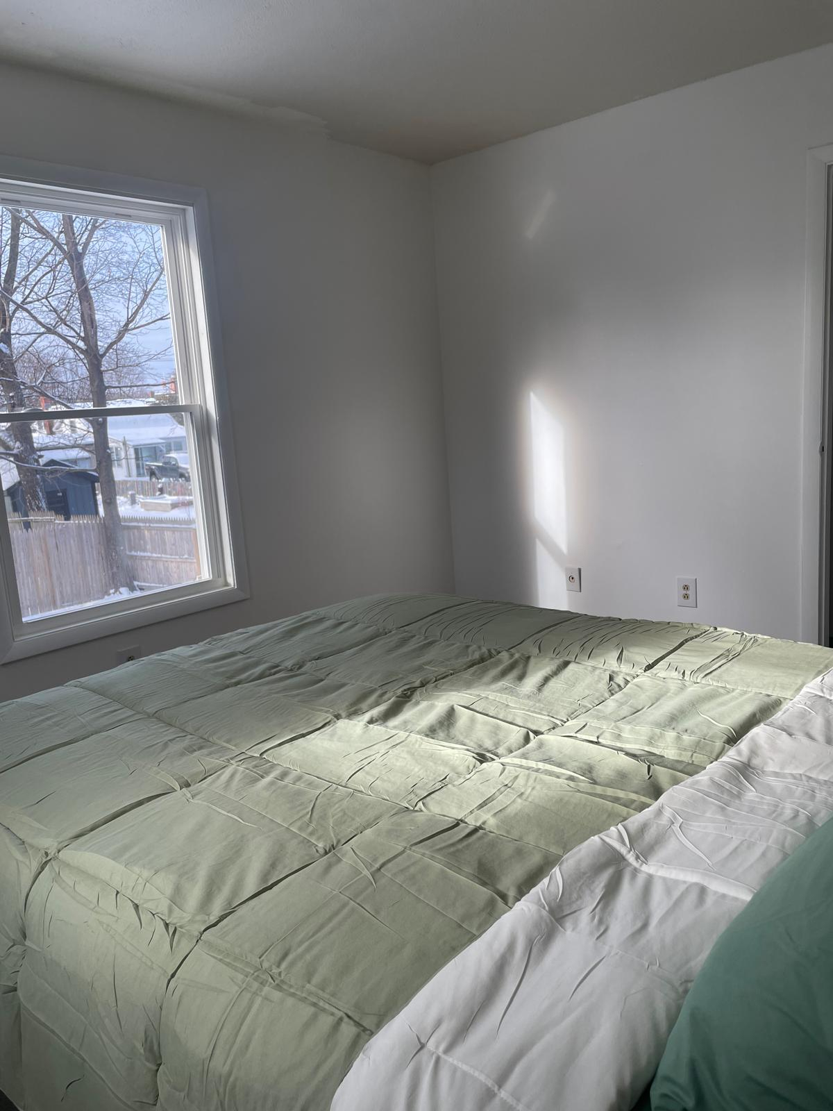 2 Bedroom Fully Furnished, Newly Renovated Apartment Ideal for Travel Nurses & Professionals - Photo 10
