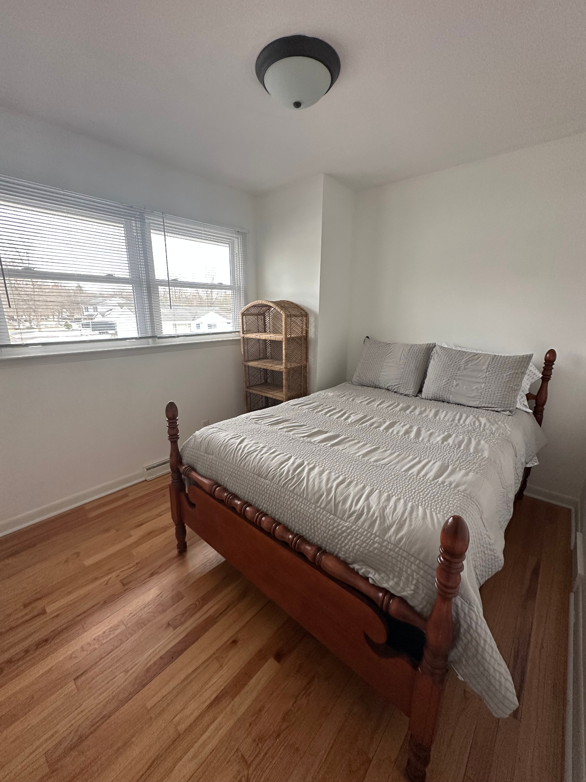 Newly remodeled home , close to Village and highway - Photo 12