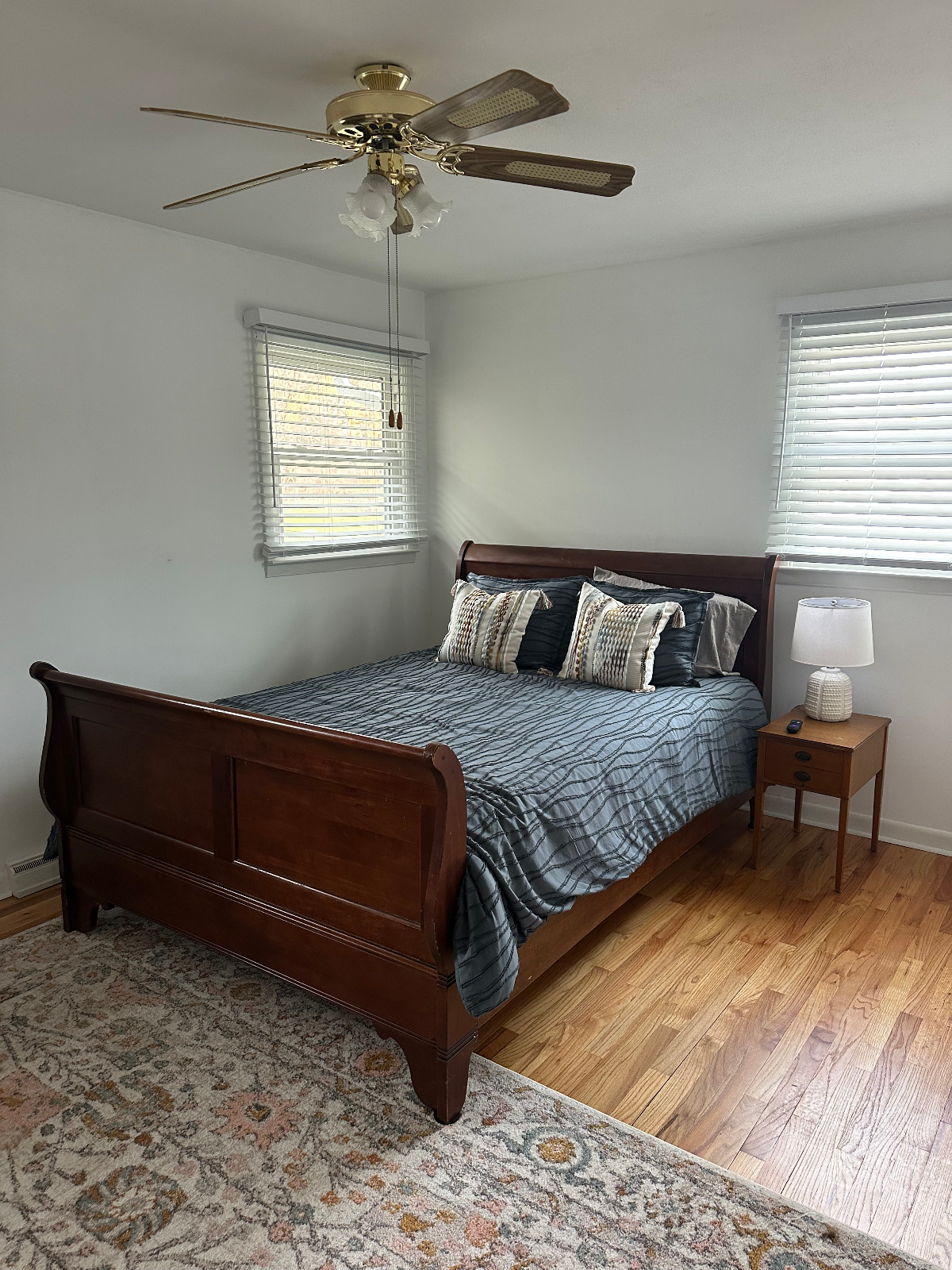 Newly remodeled home , close to Village and highway - Photo 10