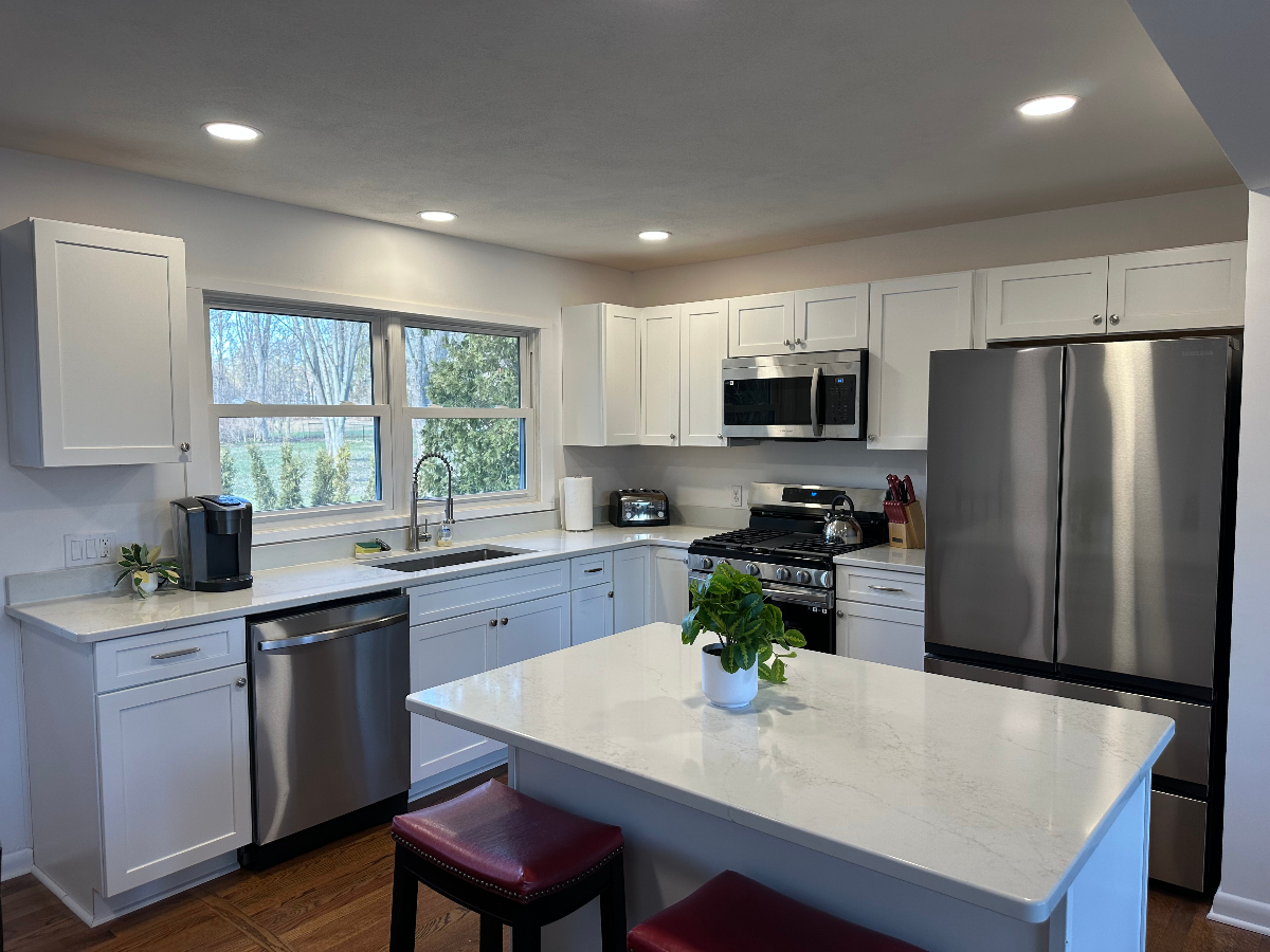 Newly remodeled home , close to Village and highway - Photo 6