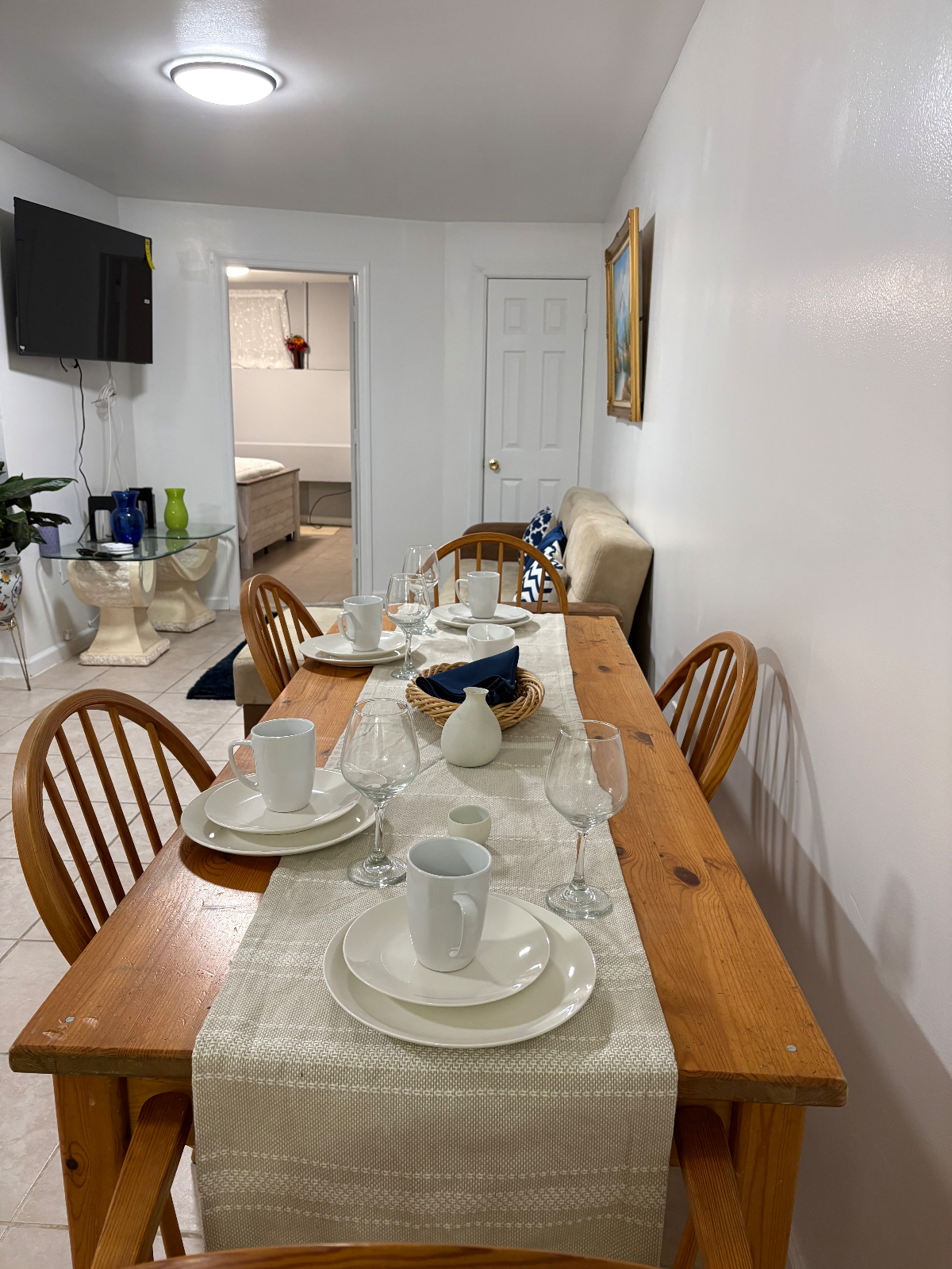 Newly Renovated 2BR 1BA Basement Apartment With Prime Location Near Major Hospitals And Transit - Photo 1