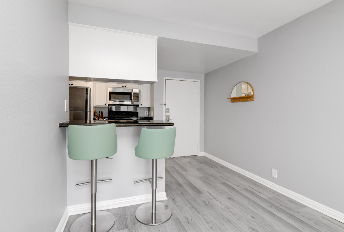 Premium 2BD/2BA at Campus Walk SDSU - Photo 2
