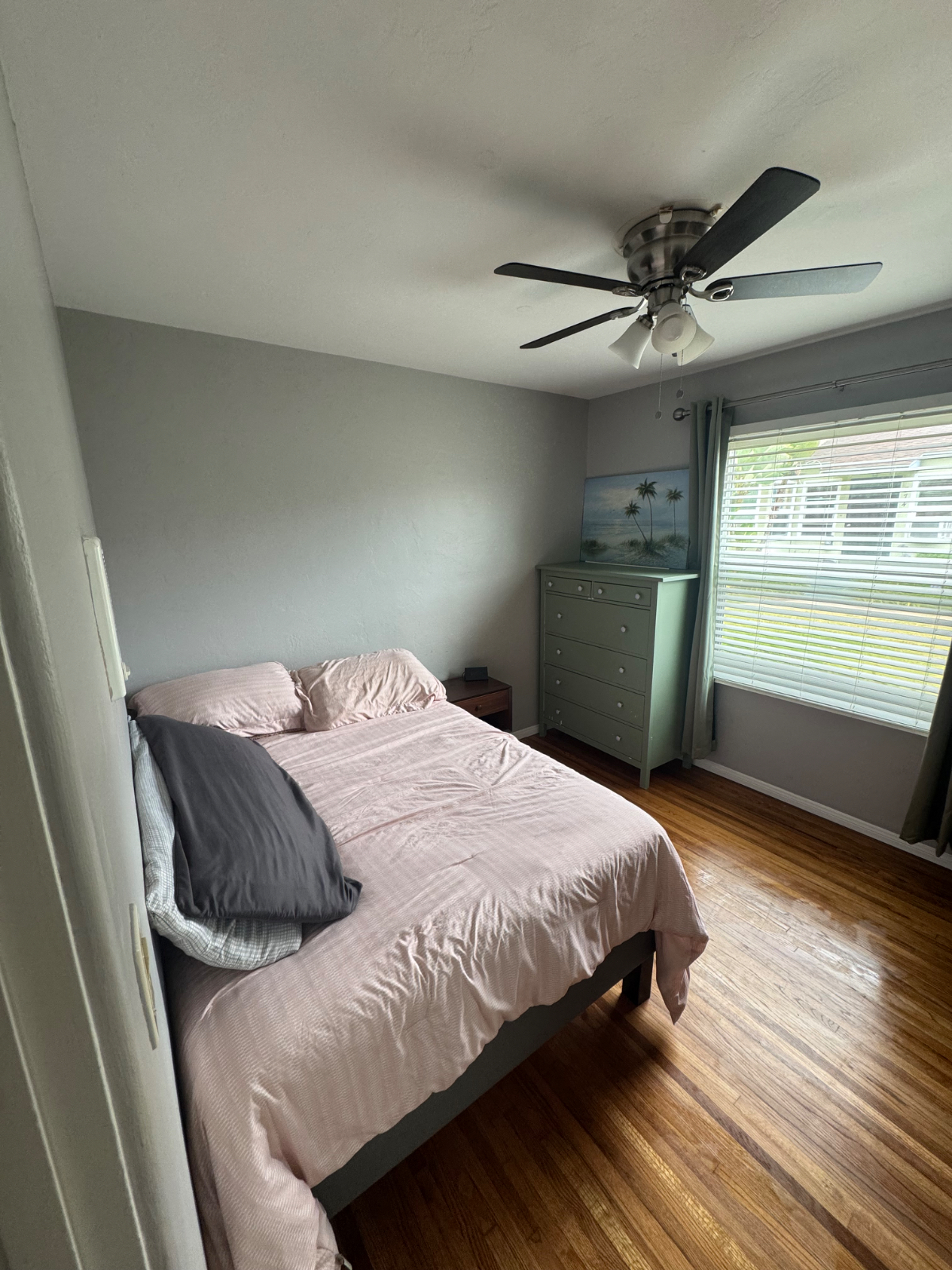 1 bedroom 1 bathroom apartment steps from the beach - Photo 4