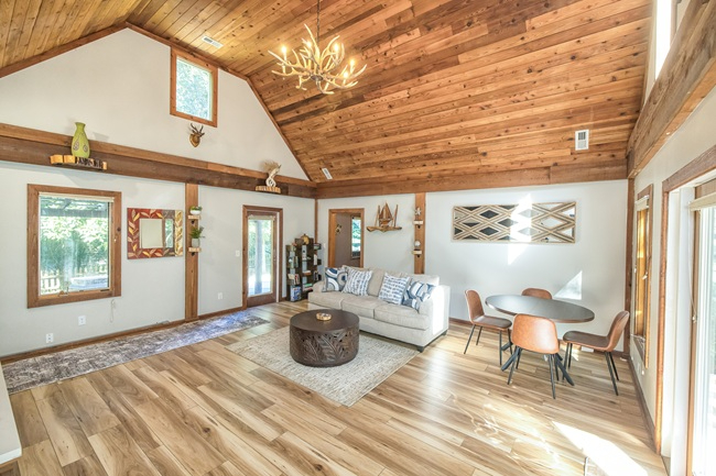 Luxury Cabin w/ Private Sauna, Deck, Fenced Backyard in Quiet & Safe Neighborhood - Photo 3