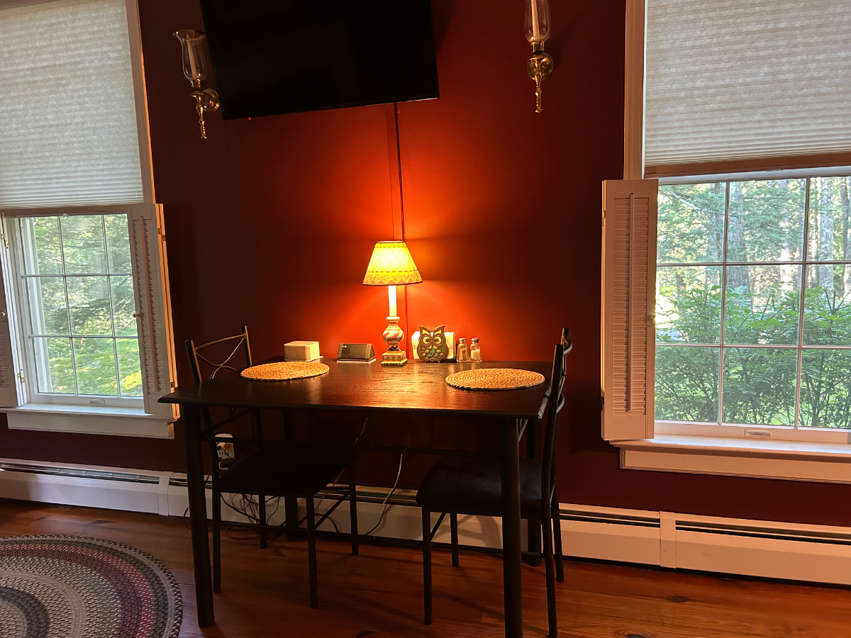 Peaceful 2-Bedroom Guest Suite Near Vassar & Mid-Hudson Hospitals & Colleges - Photo 4
