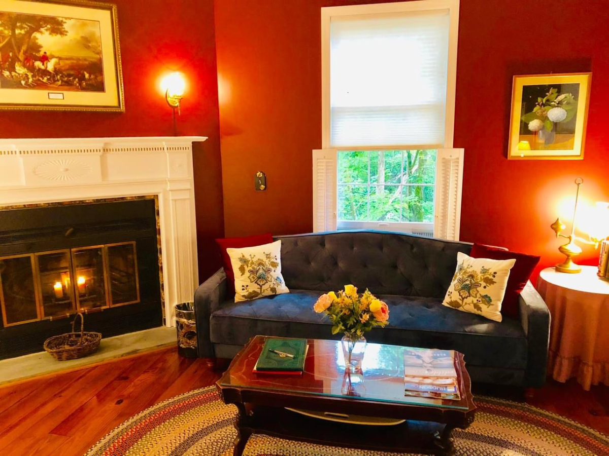 Peaceful 2-Bedroom Guest Suite Near Vassar & Mid-Hudson Hospitals & Colleges - Photo 2