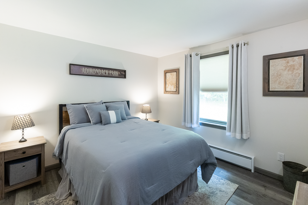 Pine & Paw - Dog-Friendly Home for Work, Rest, and Adirondack Living - Photo 4
