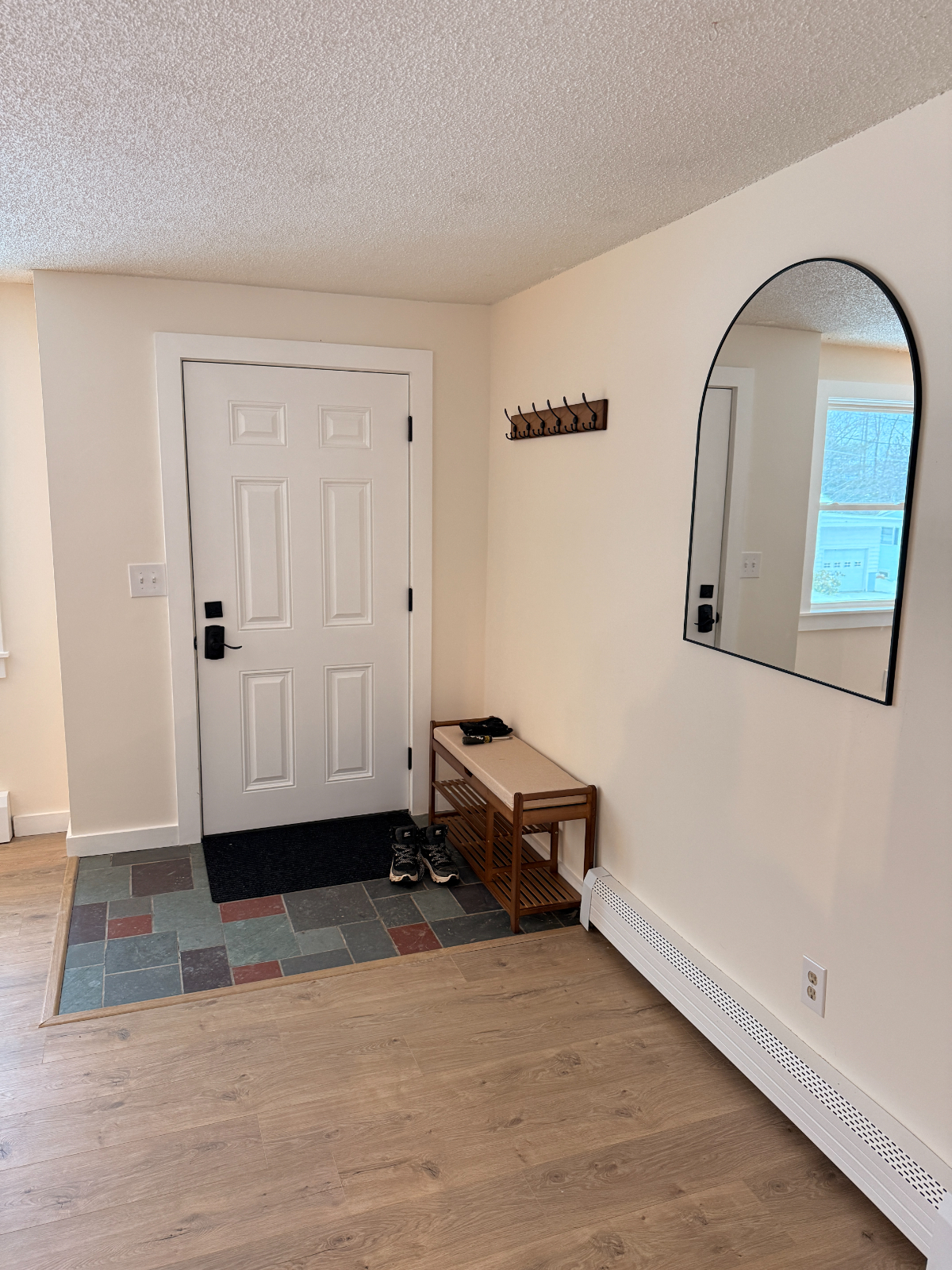 3 BR 1 BA Furnished Apt - Photo 6