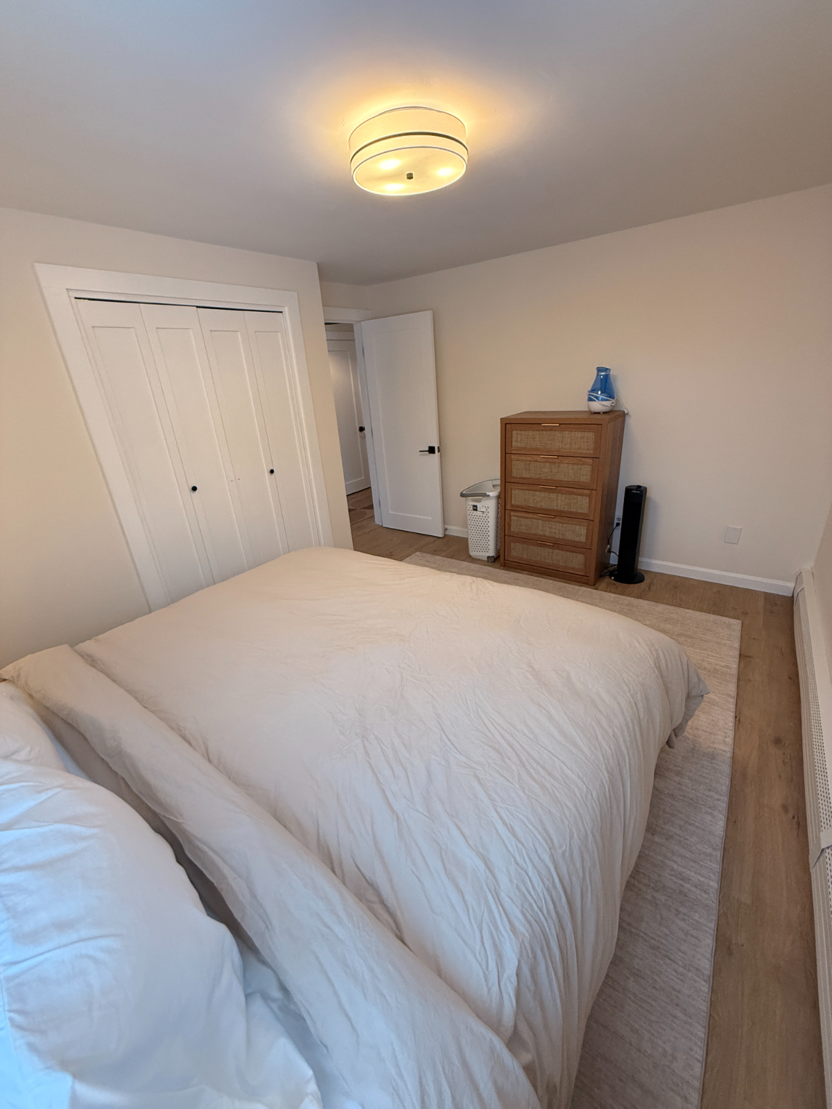 3 BR 1 BA Furnished Apt - Photo 10