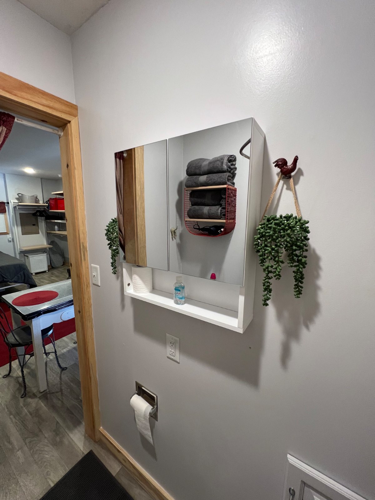 Cozy Studio Apartment conveniently located - Photo 5