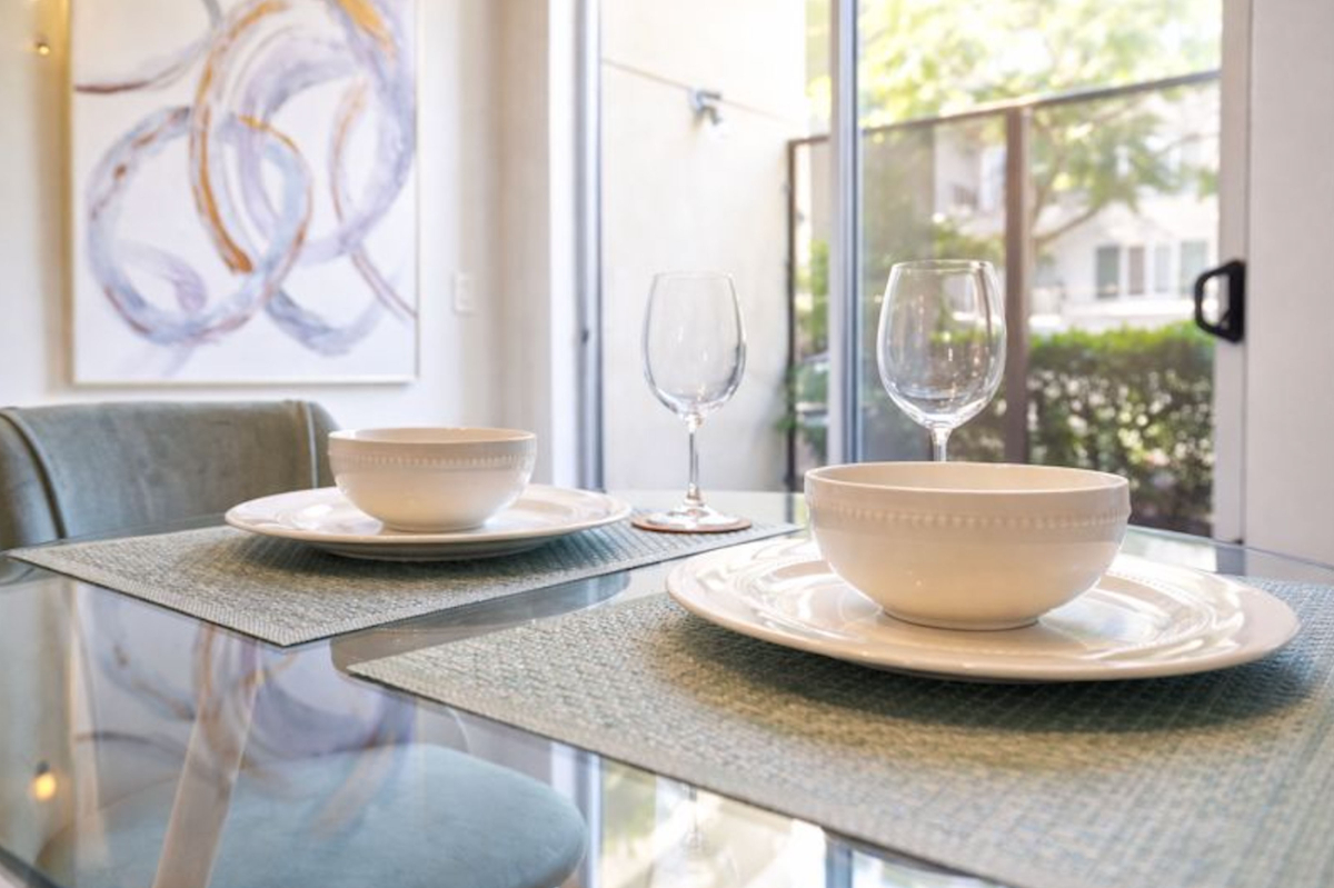 Modern 1BR Little Italy Townhome 1 block from India St with Gated Parking - Photo 4