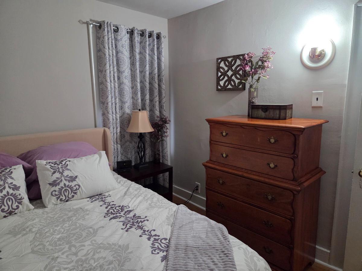 2 Bdrm 2nd Floor Apt in Historical GE... - Photo 12