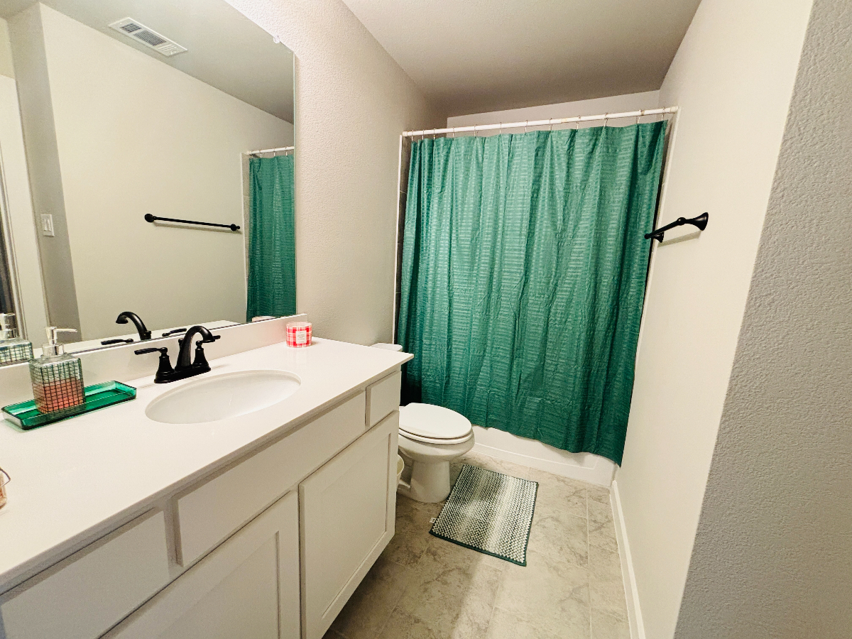 House for rent - Photo 6