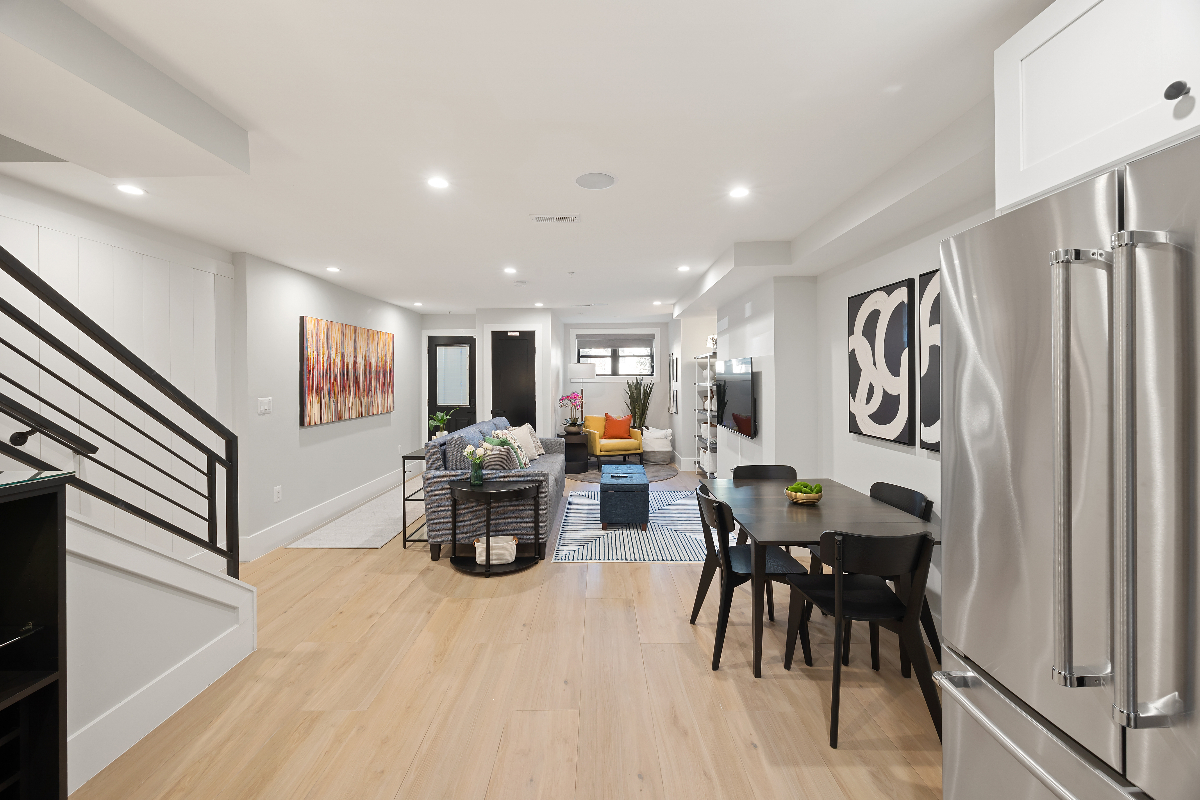 900sf Garden Suite | Mins to Hospitals | 2b/1ba - Queen&King | Indep HVAC & W/D | Fully Furnished w/ - Photo 6