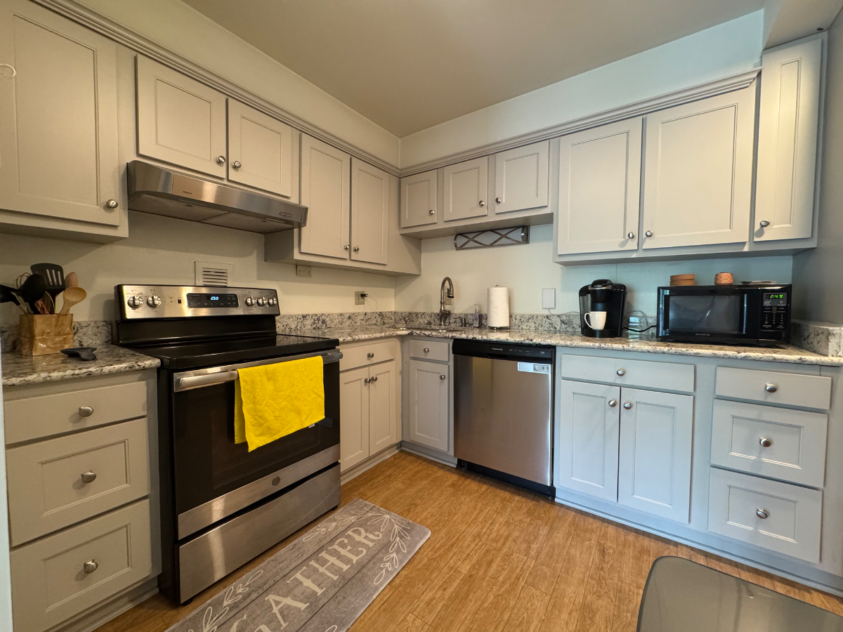 Comfortable condo, double occupancy - Photo 2