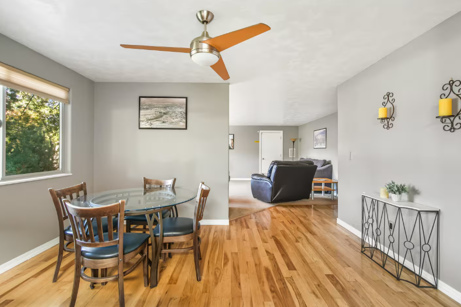 Spacious Old Mill Duplex - Unit A - Photo 4
