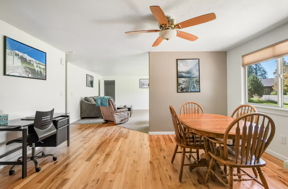 Spacious Old Mill Duplex - Unit A - Photo 5