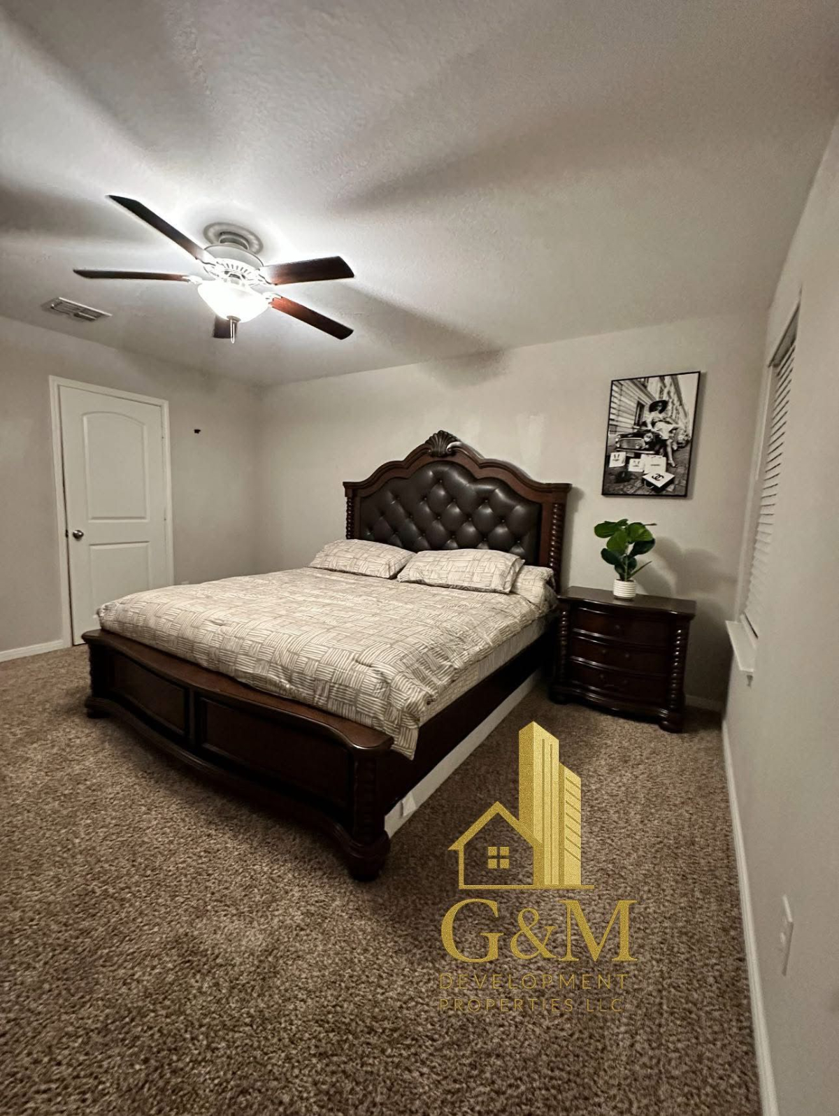 Comfortable 3 Bedroom Home in a Calm Neighborhood - Photo 8